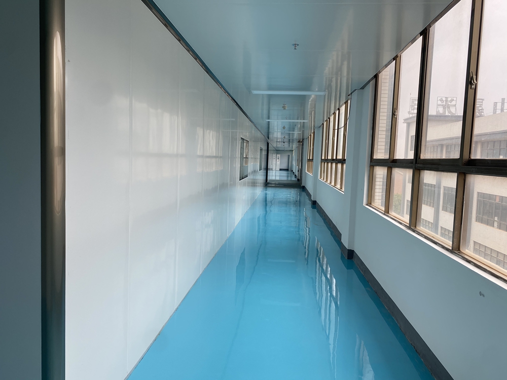 1649672967398139.jpg 山嘉光電二期環(huán)氧砂漿自流平1_副本.jpg